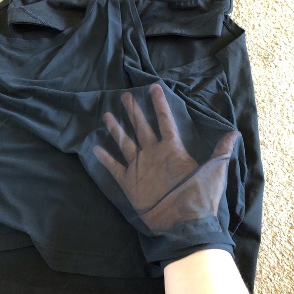 Fabletics sports bra drape tank top in size XS - Picture 4 of 4